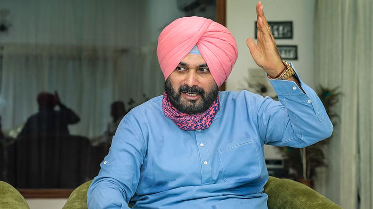 Sidhu raised questions on Manmohan Singh's memorial!