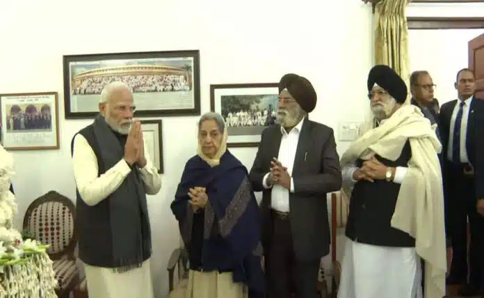 PM Modi pays tribute to Manmohan Singh at his Delhi residence