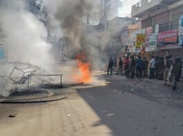 Police in action after riots in Parbhani, Maharashtra, 40 people involved in violence arrested