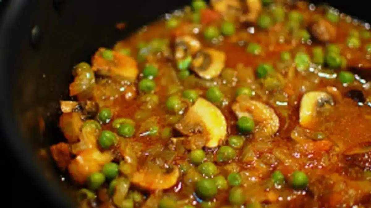 Pea mushroom masala recipe for winter