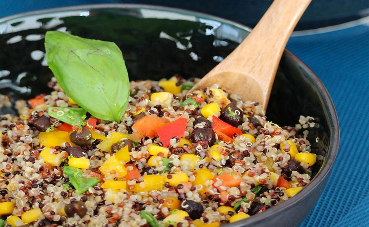 Easy Quinoa Black Bean Salad Recipe for Winter