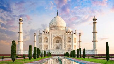 Taj Mahal received bomb threat, Agra police searched the monument