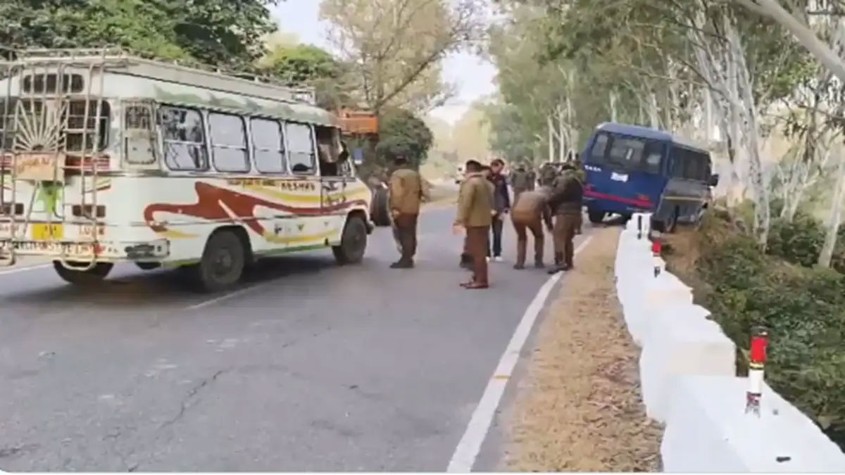 Jammu-Kashmir: Two policemen died after being shot in Udhampur.