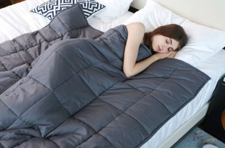 What is a weighted blanket? Know how it helps you get a good night's sleep during winters