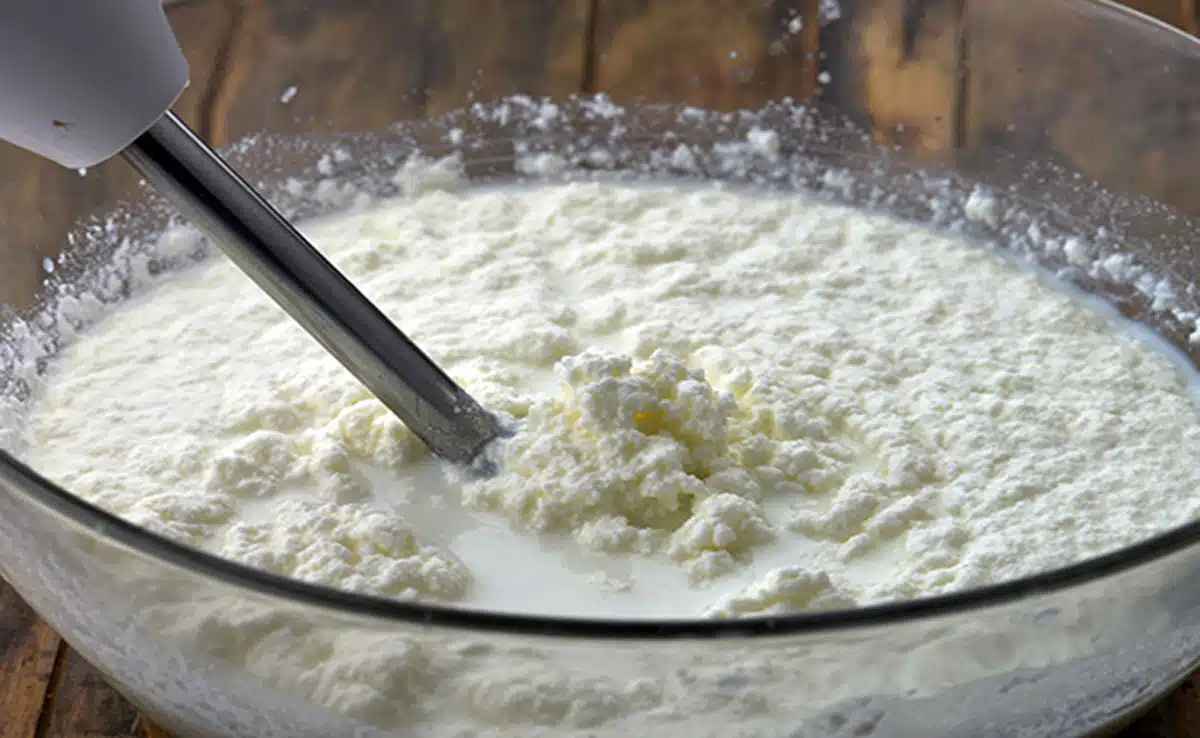 Do you want to taste 'White Butter' this winter? So follow these easy steps to make it at home