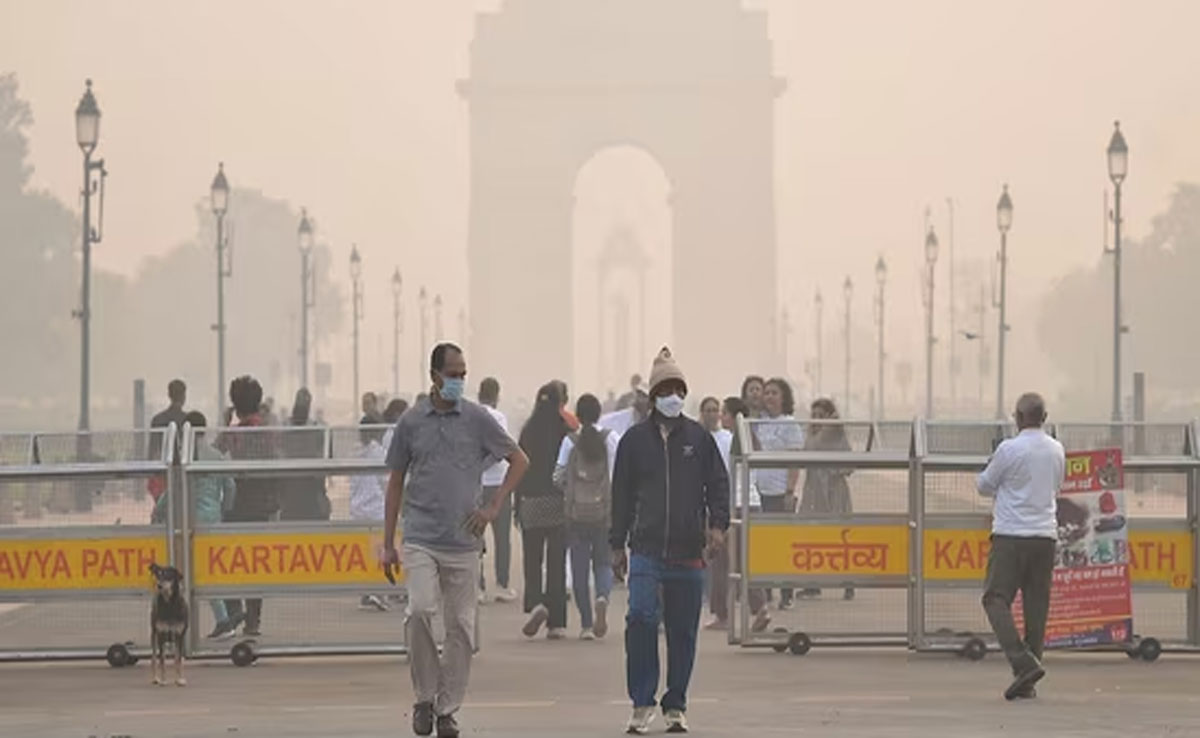 Delhi Weather Update: Light rain in the national capital, IMD predicts more rain