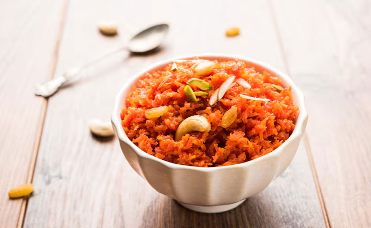 Gajar Ka Halwa: Enjoy the winter season with this delicious halwa.