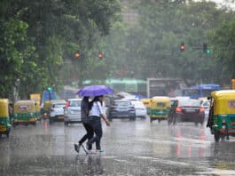 Delhi Weather Update: Light rain in the national capital, IMD predicts more rain