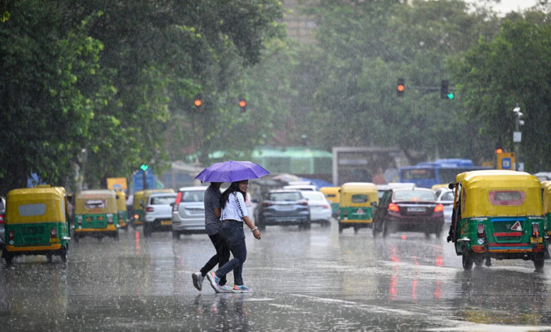 Delhi Weather Update: Light rain in the national capital, IMD predicts more rain