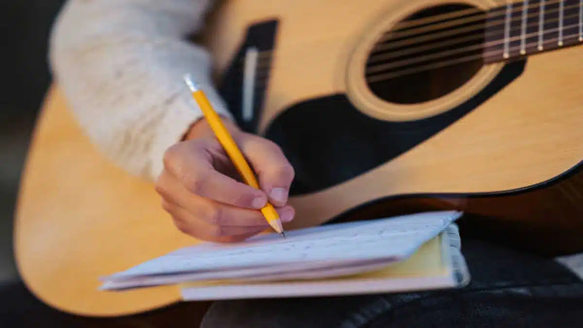 How to learn to write songs