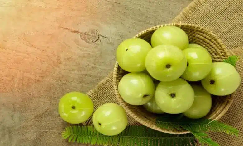 Amla is beneficial in controlling diabetes, know how to consume it