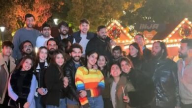 Ananya Panday shares unseen picture of her 'dazzling friends' with Anant Ambani and Janhvi Kapoor