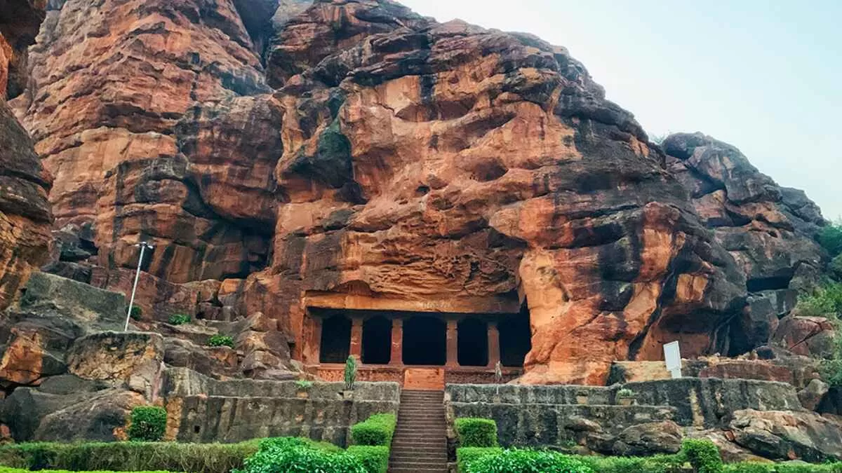 Badami Cave Temples: Indian Architecture