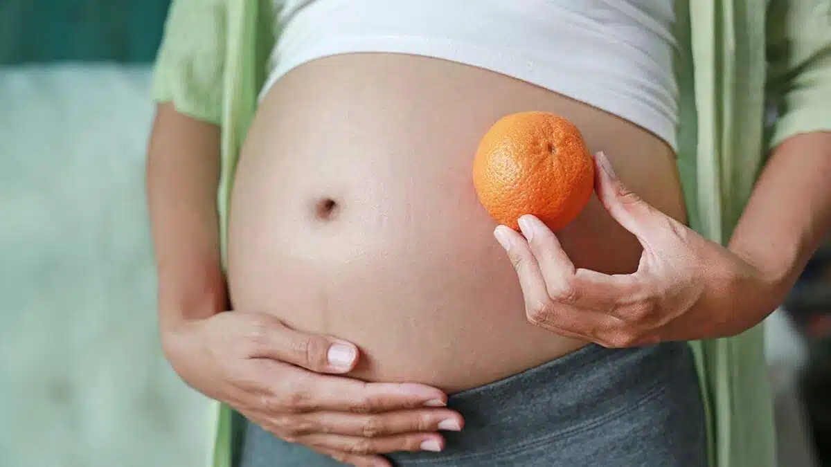 Benefits of eating Oranges during pregnancy