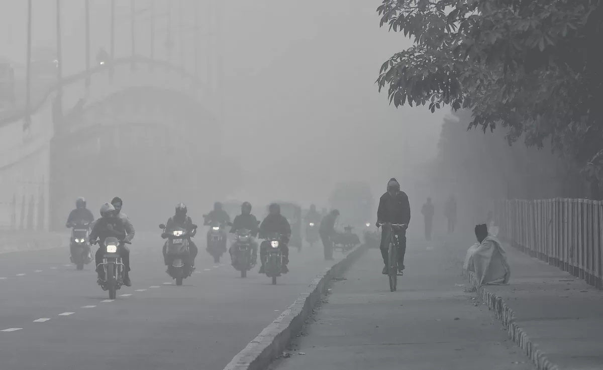 Chance of rain in Delhi-NCR, IMD shares update on fog and temperature