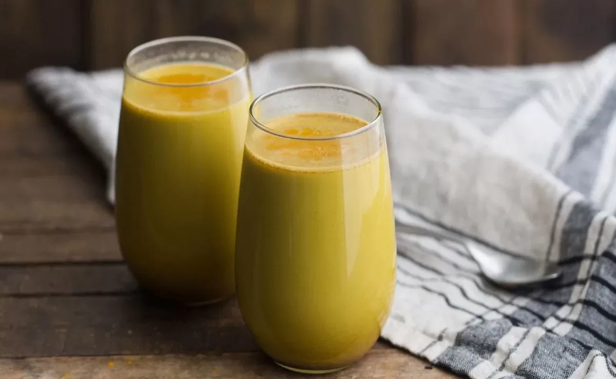 
These 5 health problems will be cured by drinking milk mixed with turmeric and black pepper