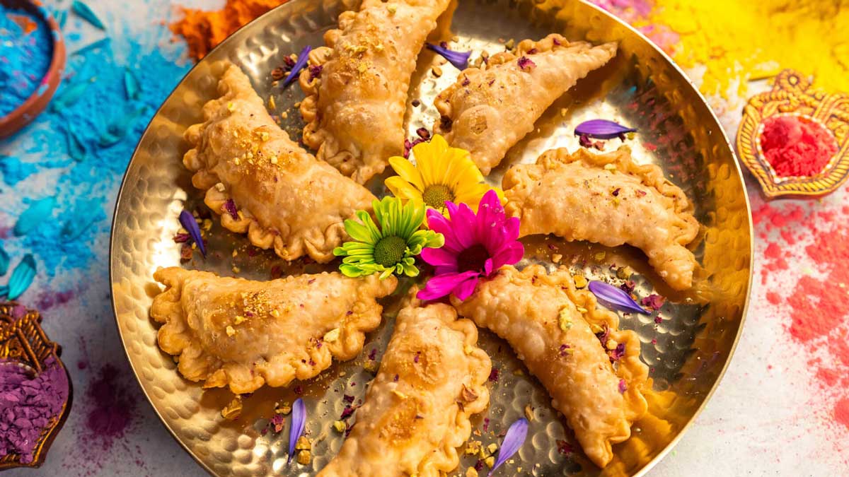 Gujiya has a special significance on Holi.