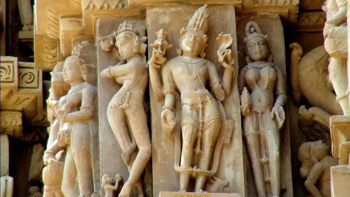 Kandariya Mahadev Temple: Unique Architecture of Khajuraho