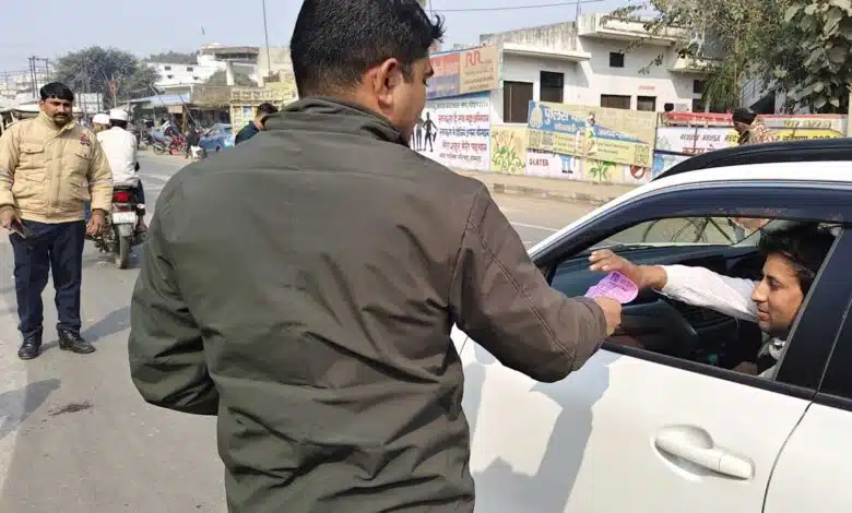 Cops campaign to improve traffic in Sambhal