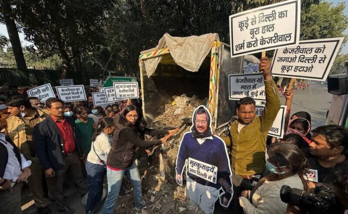 Swati Maliwal detained by police for throwing garbage outside Arvind Kejriwal's house