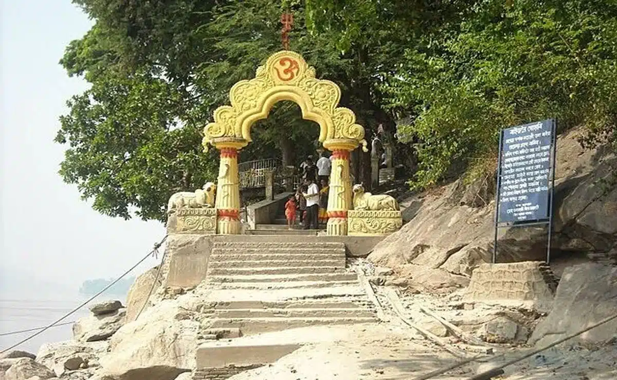 Umananda Temple: A unique confluence of faith