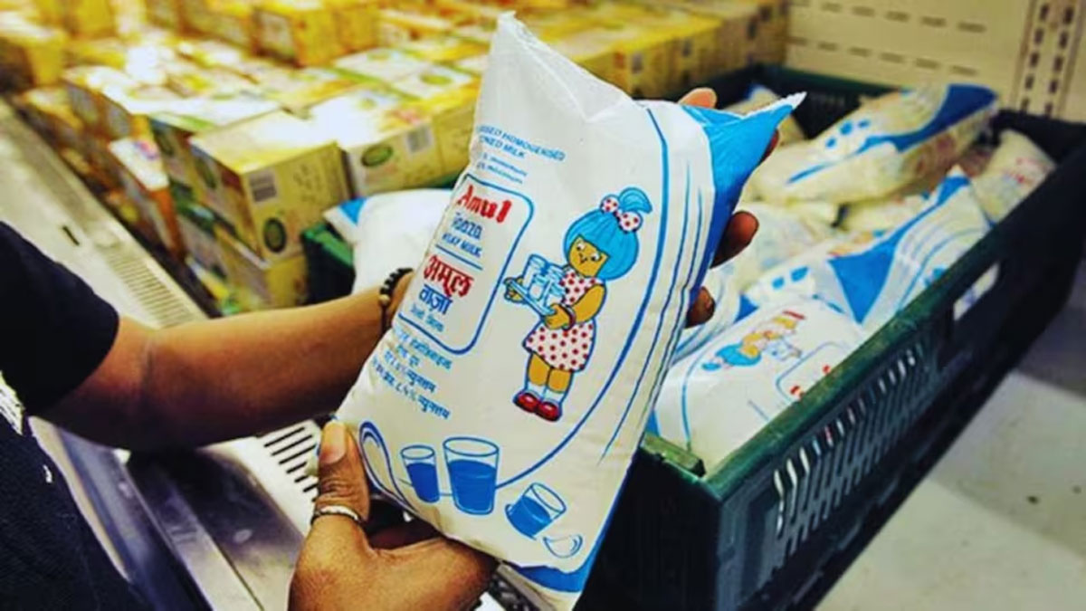 
Amul reduces milk prices by Rs 1 per liter across all popular variants