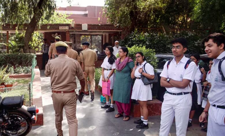 Delhi Police detains Class 12 student for sending 23 bomb threat emails to schools