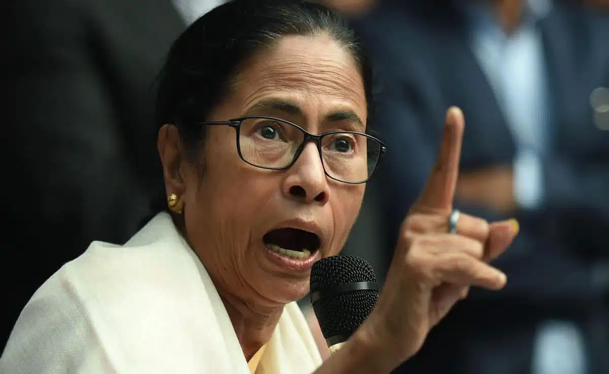 Mamata Banerjee accuses BSF of allowing infiltrators from Bangladesh to enter