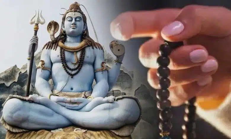 Chant these mantras on Shivratri