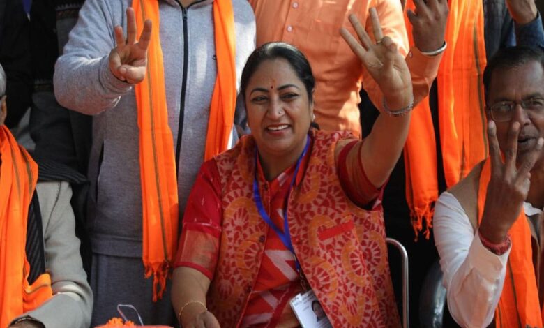 Delhi CM Rekha Gupta takes charge, first cabinet meeting to be held at 7 pm