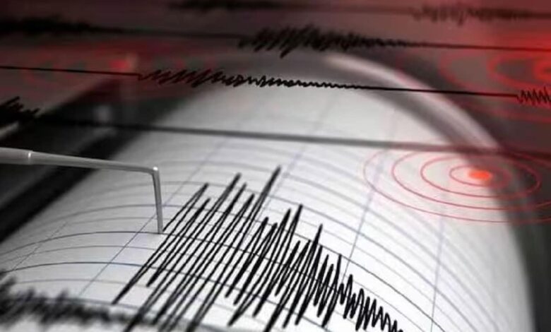 Earthquake of 4 magnitude in Delhi-NCR, strong tremors felt across North India