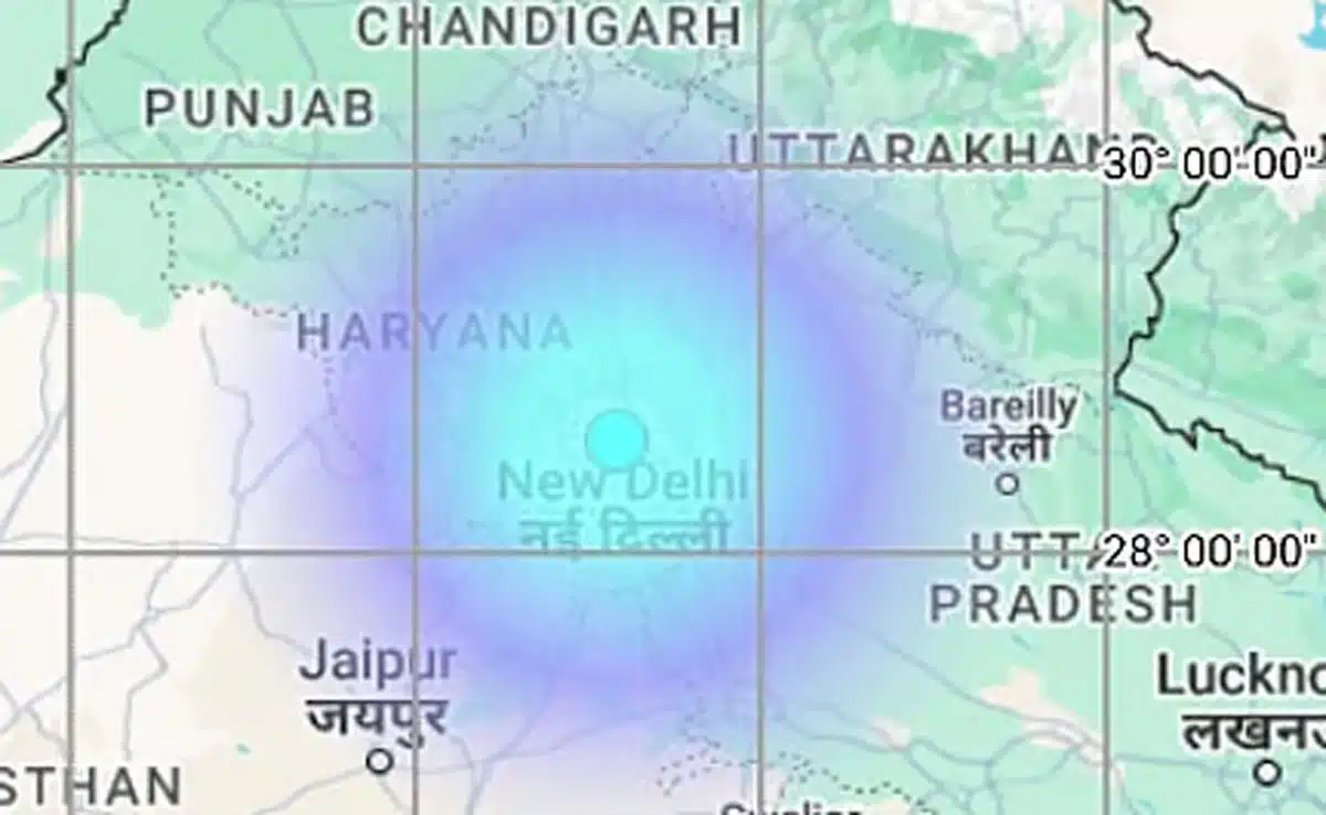 Earthquake of 4 magnitude in Delhi-NCR, strong tremors felt across North India