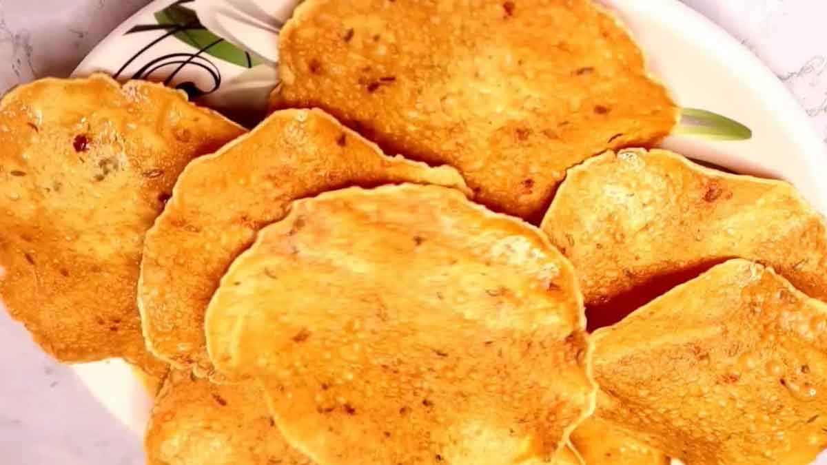 Make delicious potato papad recipe during fasting