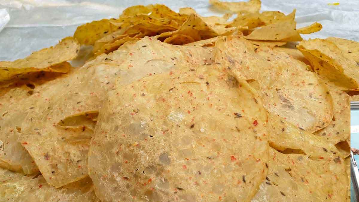 Make delicious potato papad recipe during fasting