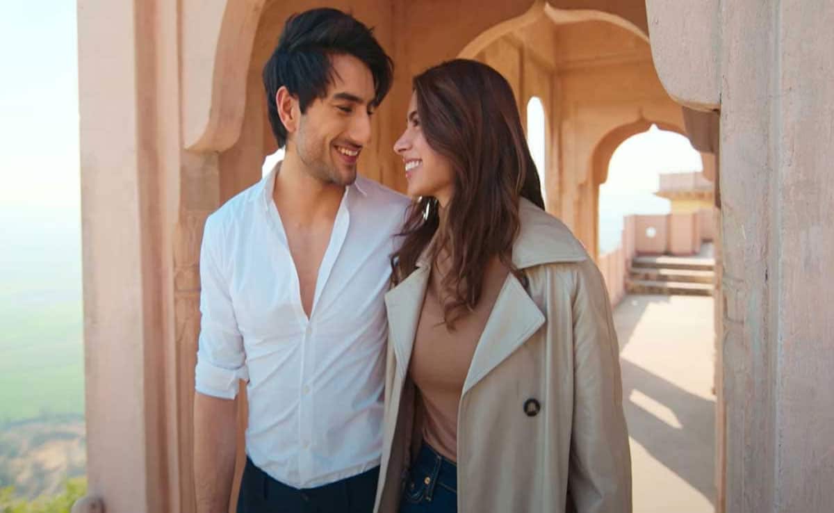 Nadaaniyan: Ibrahim Ali Khan and Khushi Kapoor's rom-com to release on this date
