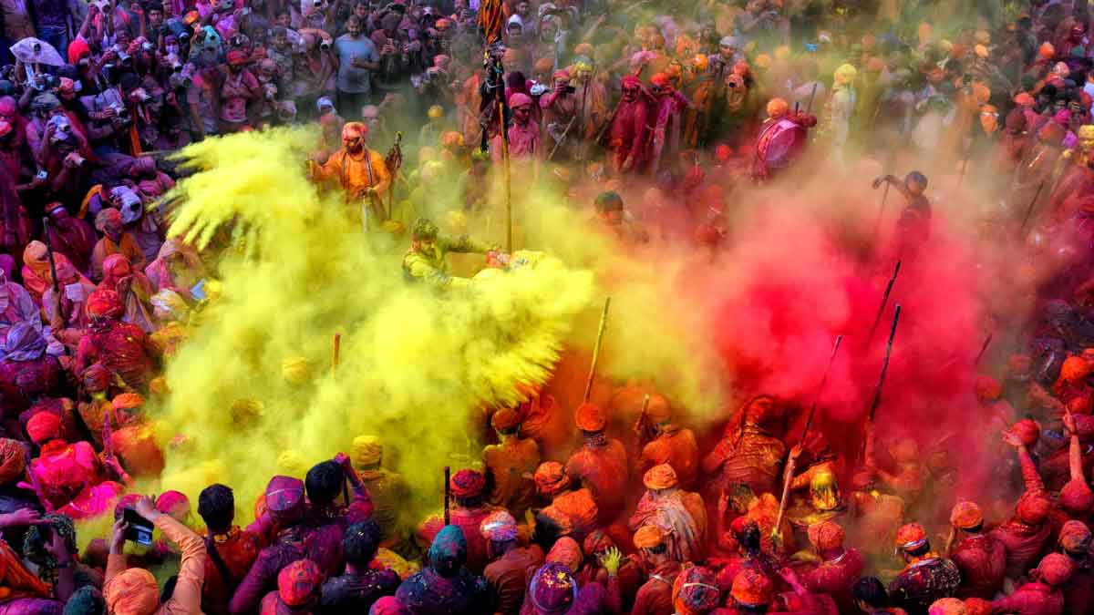 Shadow of Bhadra on Holi, know the correct auspicious time