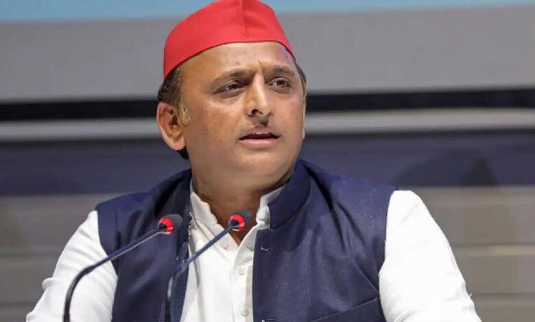 Akhilesh Yadav said law and order is the worst in UP