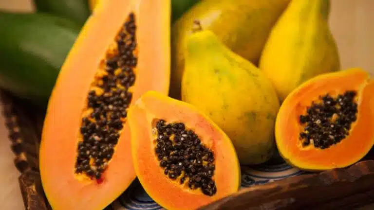 रोजाना एक महीने Papaya खाने के अद्भुत फायदे!
