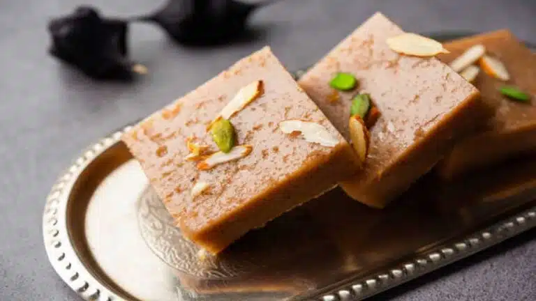 Barfi बनाने की पारंपरिक और स्वादिष्ट रेसिपी – घर पर बनाएं परफेक्ट मिठाई