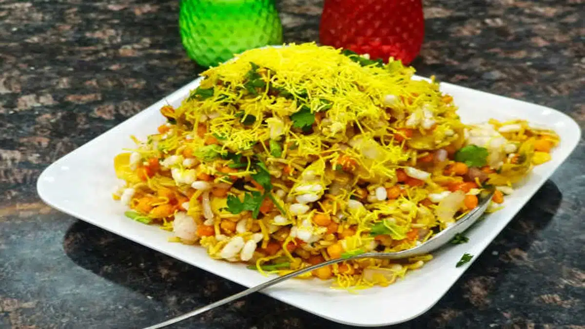 Bhel Puri: A Quick, Spicy