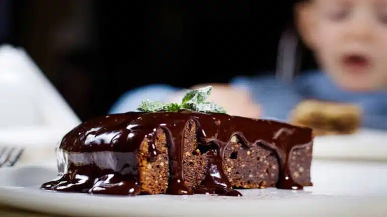 Chocolate Cake की बेहतरीन रेसिपी और इसके विभिन्न प्रकार