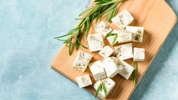 Consuming too much Paneer is risky for health, know why