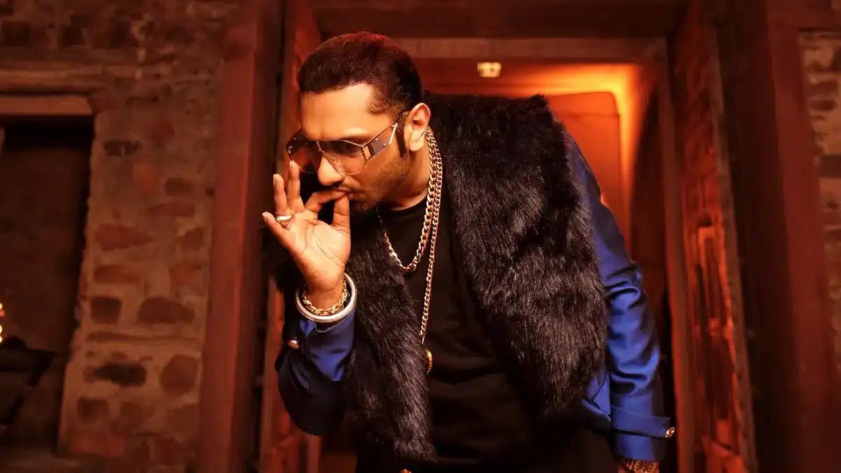 Controversy over Honey Singh's 'Maniac' song, court's advice!