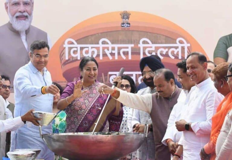 Delhi की CM Rekha Gupta ने खीर के साथ विधानसभा सत्र की शुरुआत की