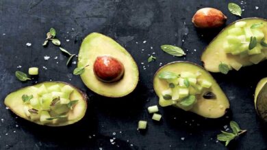 Amazing Health Benefits of Eating Avocado