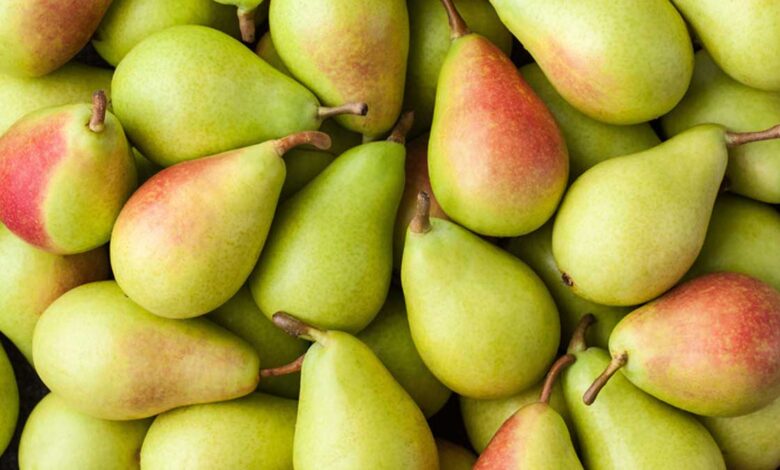 Benefits and Health Effects of Eating Pears