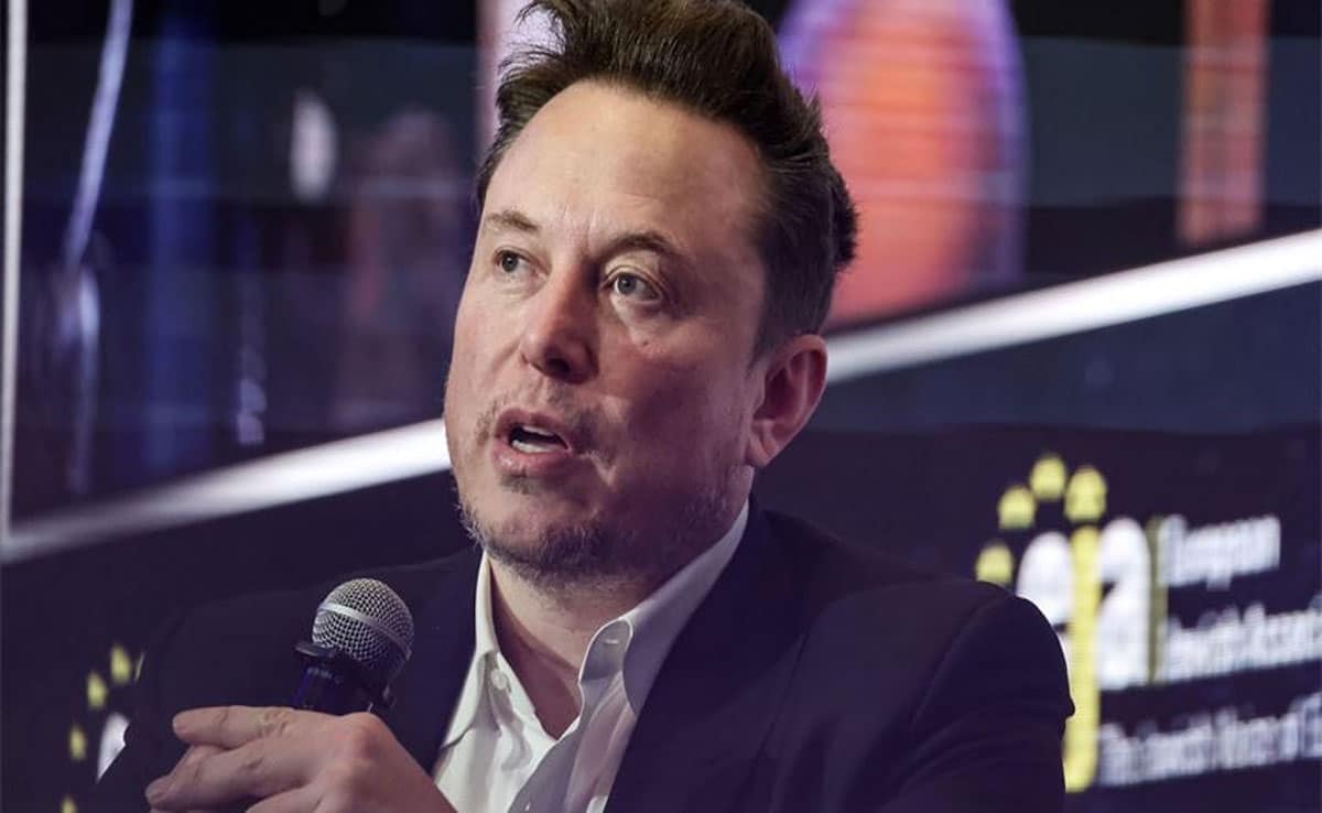 Elon Musk alleges Ukraine links behind X outage