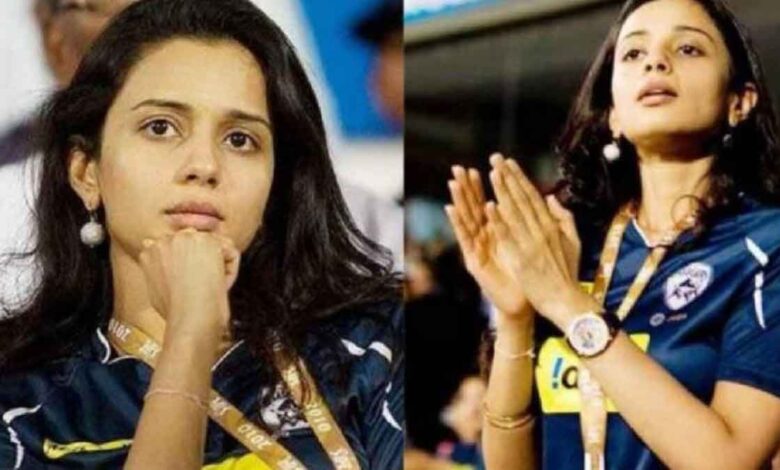 Gayatri Reddy shines in IPL, not Kavya!