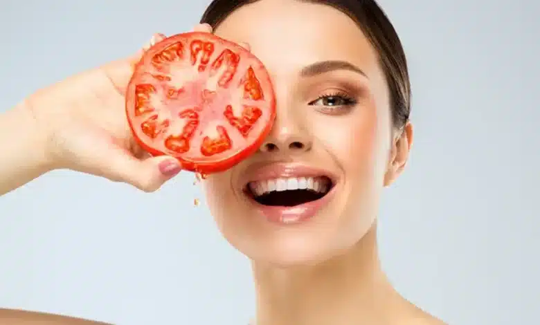 Get flawless and glowing skin with Tomatoes