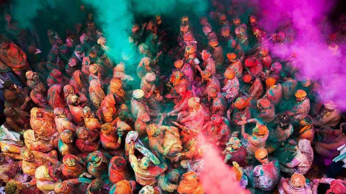 Holi is not celebrated in these places of India, know why!